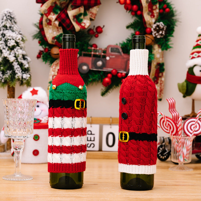 2-Piece Cable-Knit Wine Bottle Covers